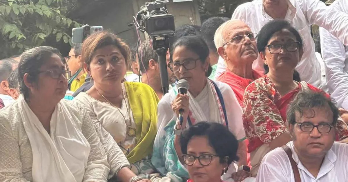 আমি মুখ খুললে বাংলাদেশ উত্তাল হয়ে যাবে : মমতা