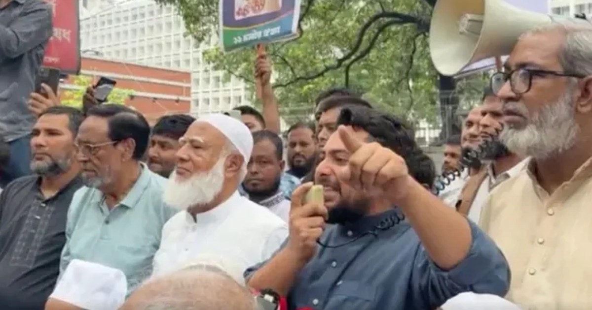 সরকার গ্যাস, বিদ্যুৎ ও পানির কৃত্রিম সংকট তৈরি করেছে: নাহিদ ইসলাম