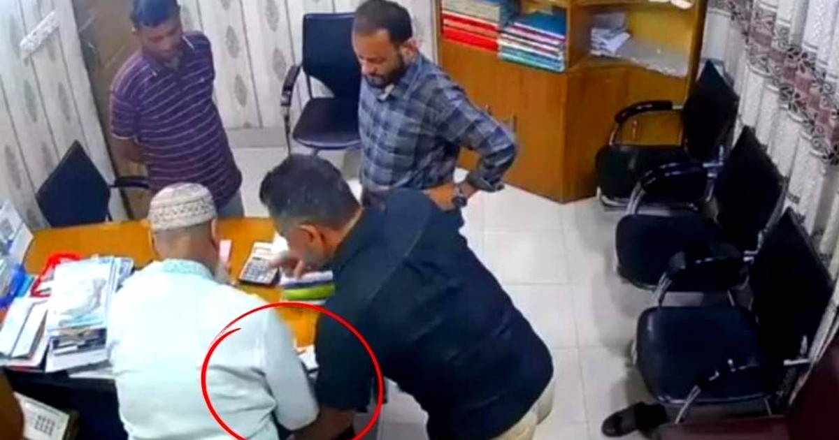 মারধর করে চেক ও স্ট্যাম্পে সই নেওয়ার ঘটনায় গ্রেপ্তার এক