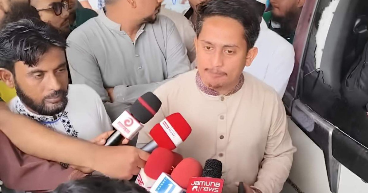 এনসিপির গাড়িবহরে হামলার সময় পুলিশ নাটক দেখেছে: সারজিস আলম