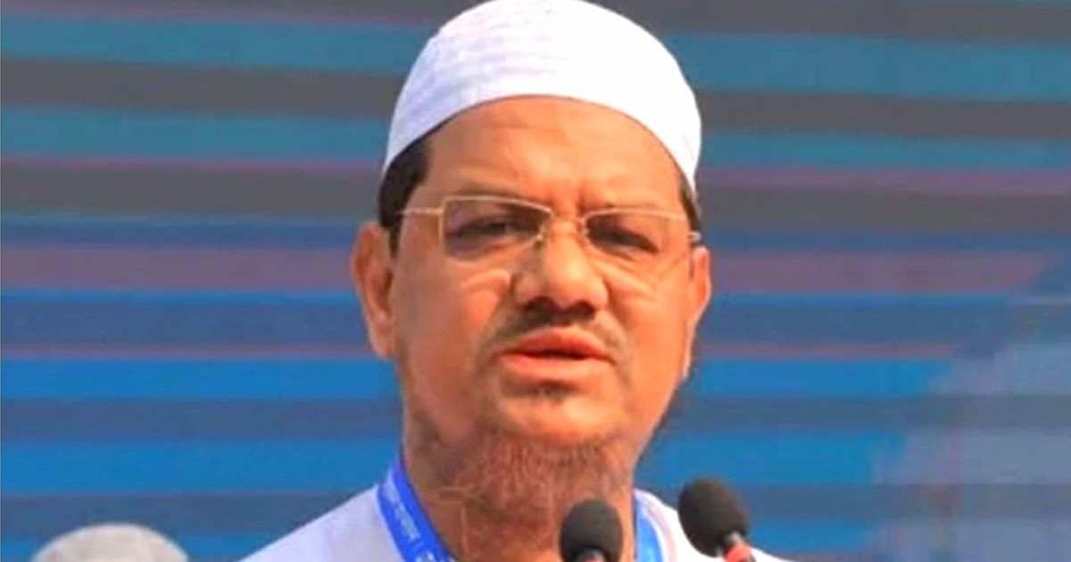 ইসলামিক দল পরিচয়ে বেপর্দা নারী দিয়ে মিছিল কেমন রাজনীতি: চরমোনাই পীর