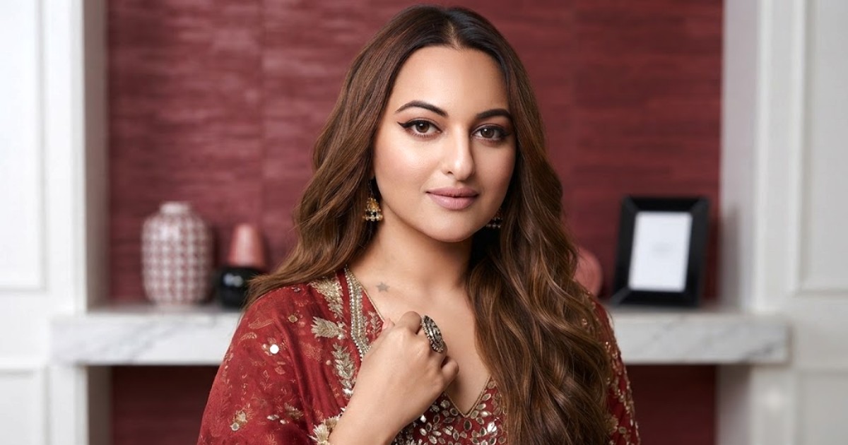 শিক্ষার্থীদের ওপর পুলিশি লাঠিচার্জে ক্ষুব্ধ বলিউড অভিনেত্রী