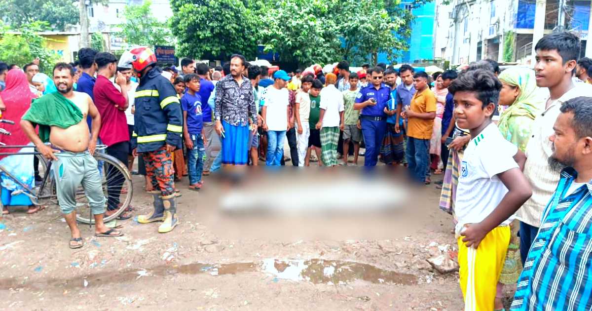 দিনাজপুরে ট্রাকের ধাক্কায় মোটরসাইকেল আরোহী নিহত