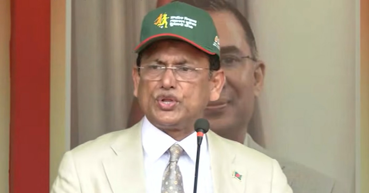 সব প্রাথমিক বিদ্যালয়ে মিড-ডে মিল দেওয়া হবে: শিক্ষামন্ত্রী