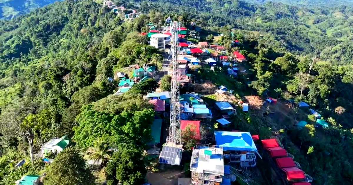 সাজেক সড়কে অনির্দিষ্টকালের অবরোধ ৩০ হাজার মানুষের চরম ভোগান্তি