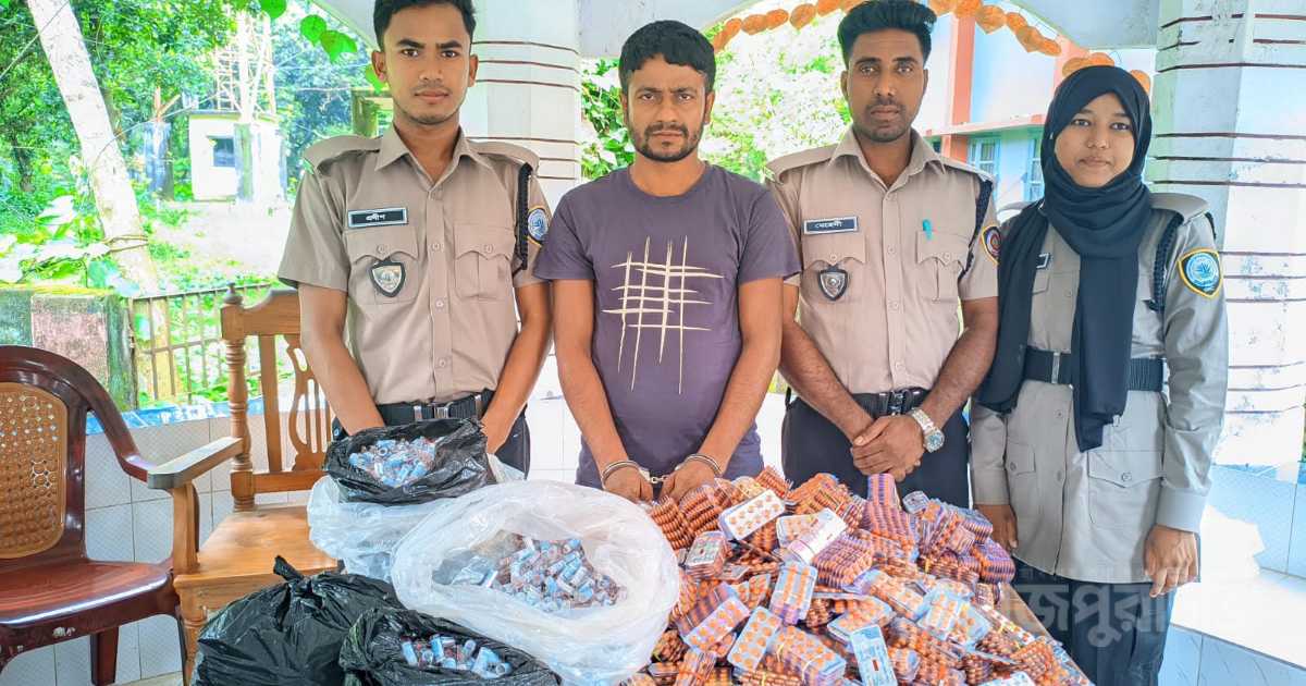 বিরামপুরে মাদকদ্রব্য নিয়ন্ত্রণ অধিদপ্তরের অভিযানে যুবক আটক