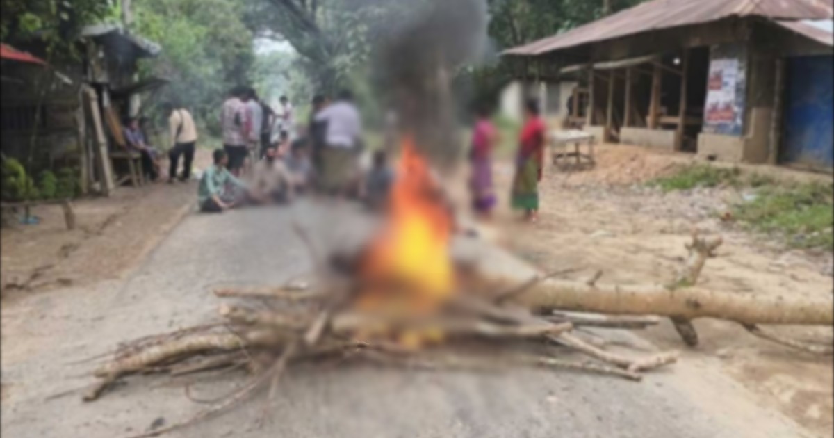 রাঙামাটি-খাগড়াছড়ি সড়কে অবরোধ