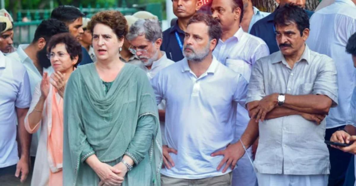 দিল্লির রাজপথে বিরোধী বিক্ষোভ: রাহুল প্রিয়াঙ্কা আটক