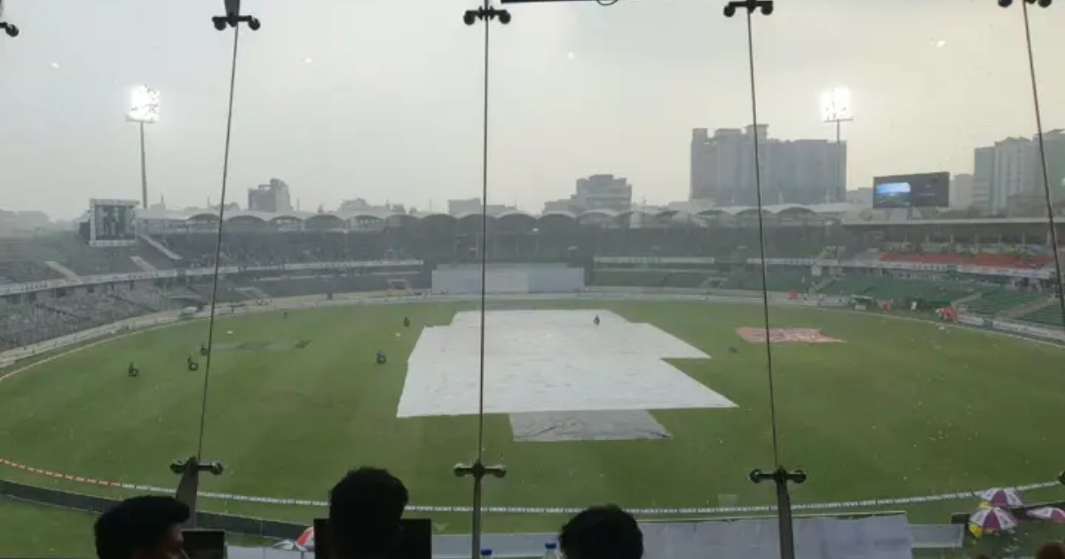 বৃষ্টিতে বন্ধ খেলা