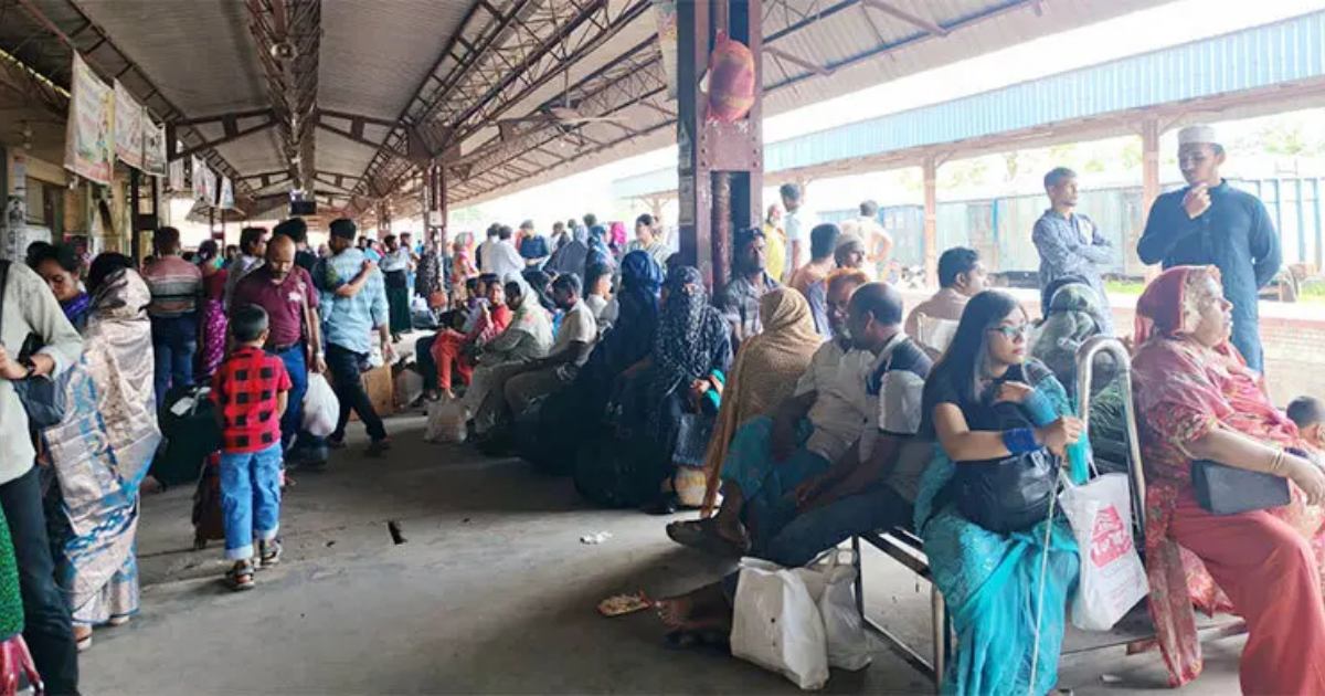 যশোরে ট্রেনের ধাক্কায় ইজিবাইকের দুই যাত্রী নিহত