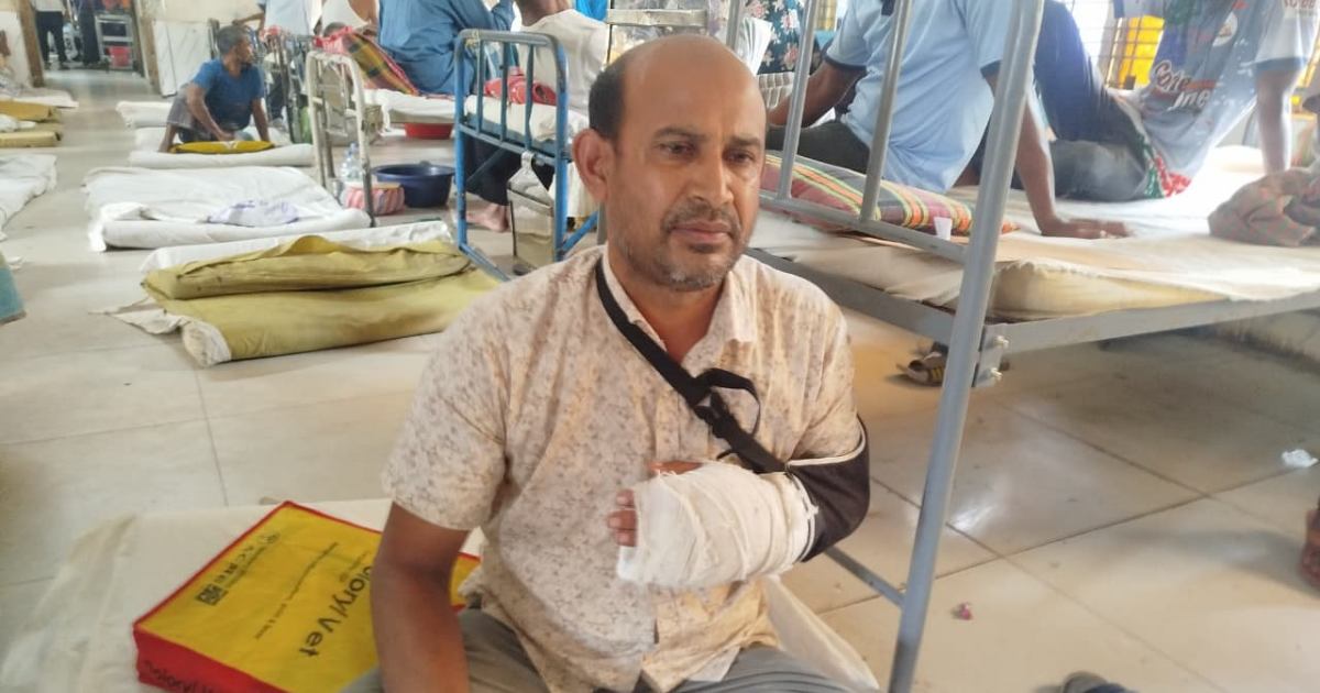 পঞ্চগড়ে বিদ্যালয়ের ভারপ্রাপ্ত প্রধান শিক্ষককে গাছে বেঁধে নির্যাতনের অভিযোগ