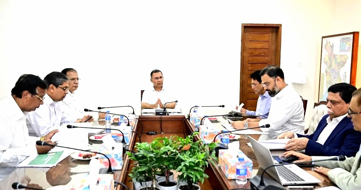 দুই মাসের মধ্যে সারাদেশে এক হাজার খেলার মাঠ স্থাপনের নির্দেশ