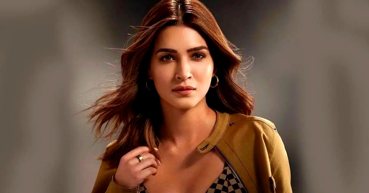 কৃতির ইনস্টাগ্রাম লাইক নিয়ে নতুন বিতর্ক বলিউডে