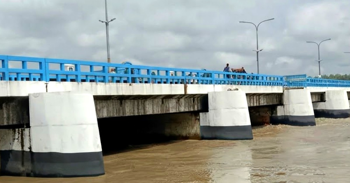 তিস্তার পানি বিপৎসীমার ওপরে লালমনিরহাটে বন্যার আশঙ্কা