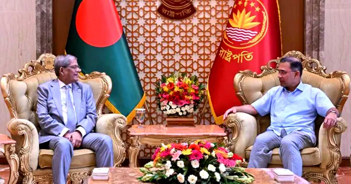 বঙ্গভবনে রাষ্ট্রপতি ও প্রধানমন্ত্রীর বৈঠক