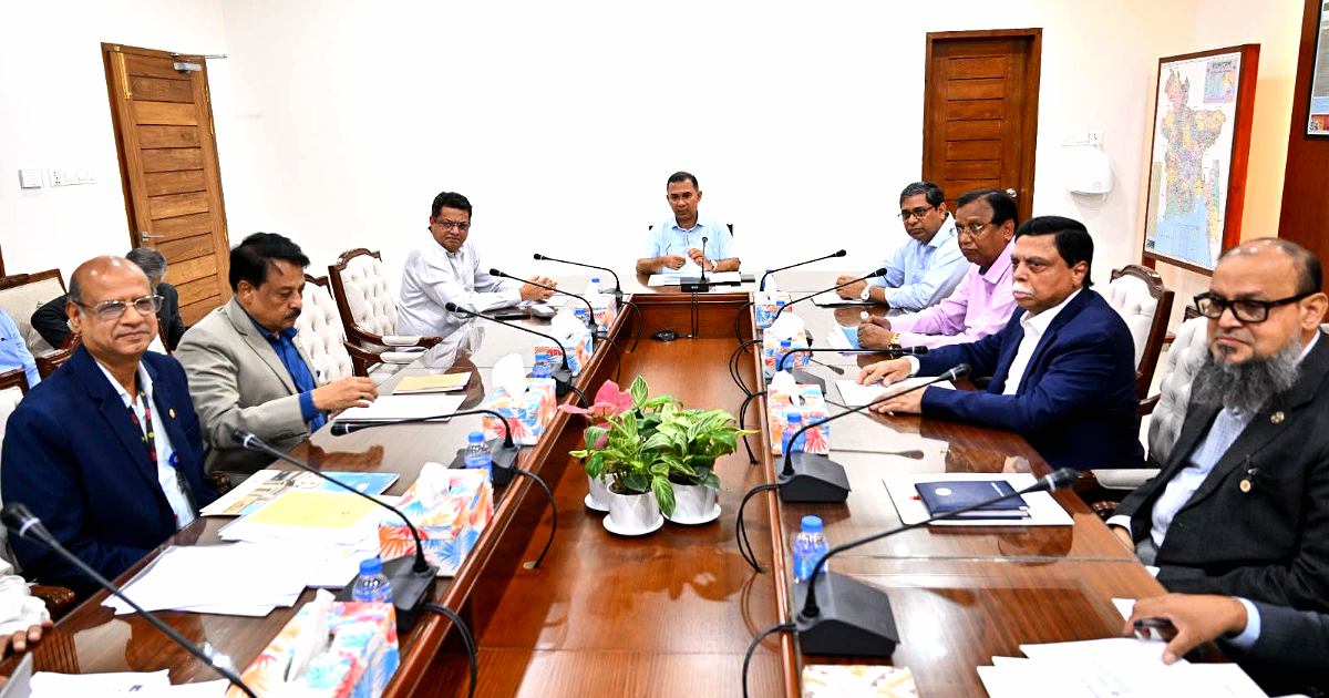 রাজধানীর লেকগুলোর দূষণ রোধে সমন্বিত পদক্ষেপের নির্দেশ