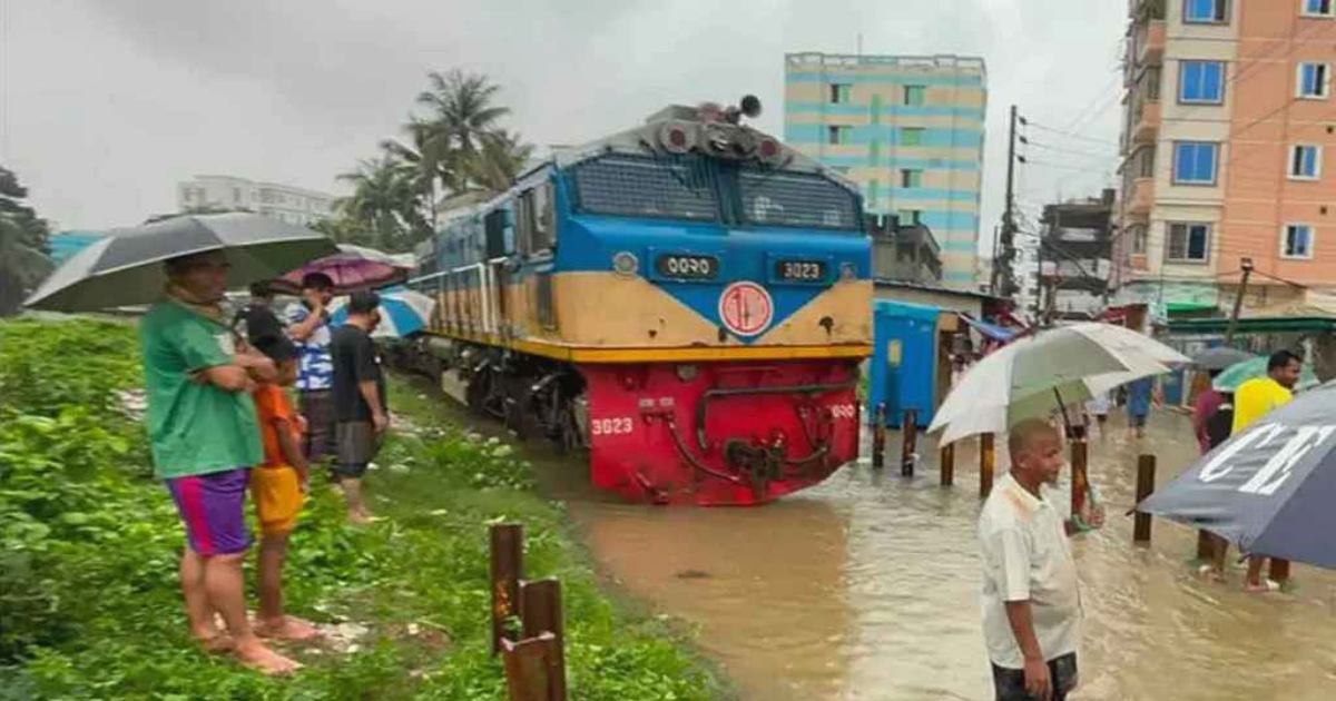 চট্টগ্রাম-কক্সবাজার রুটে ট্রেন চলাচল বন্ধ