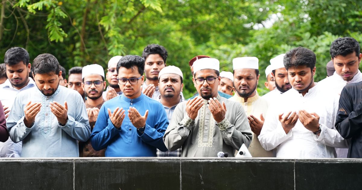 জুলাই অভ্যুত্থানের শহীদদের স্মরণে‍‍` — ছাত্রশিবিরের শ্রদ্ধা