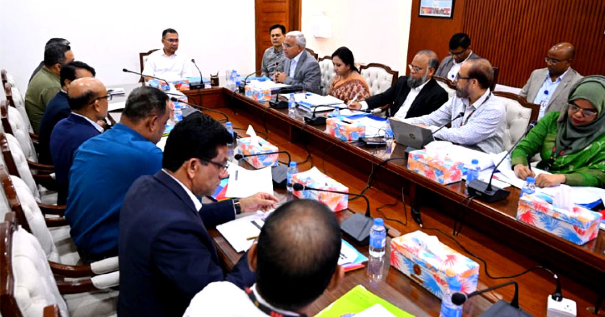 সারাদেশে ফ্যামিলি কার্ড সম্প্রসারণে প্রধানমন্ত্রীর জরুরি বৈঠক