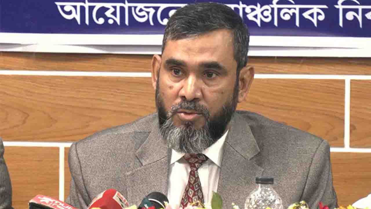নির্বাচনের ফলাফল প্রকাশের সময়-ক্ষণ নিয়ে যা বললেন ইসি সানাউল্লাহ