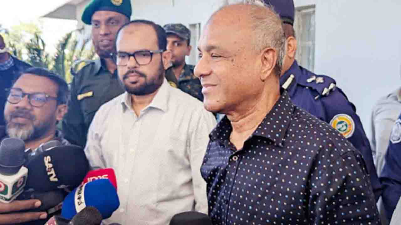 নির্বাচন ঘিরে ৯ দিন মাঠে থাকবে আইনশৃঙ্খলা বাহিনী: স্বরাষ্ট্র উপদেষ্টা
