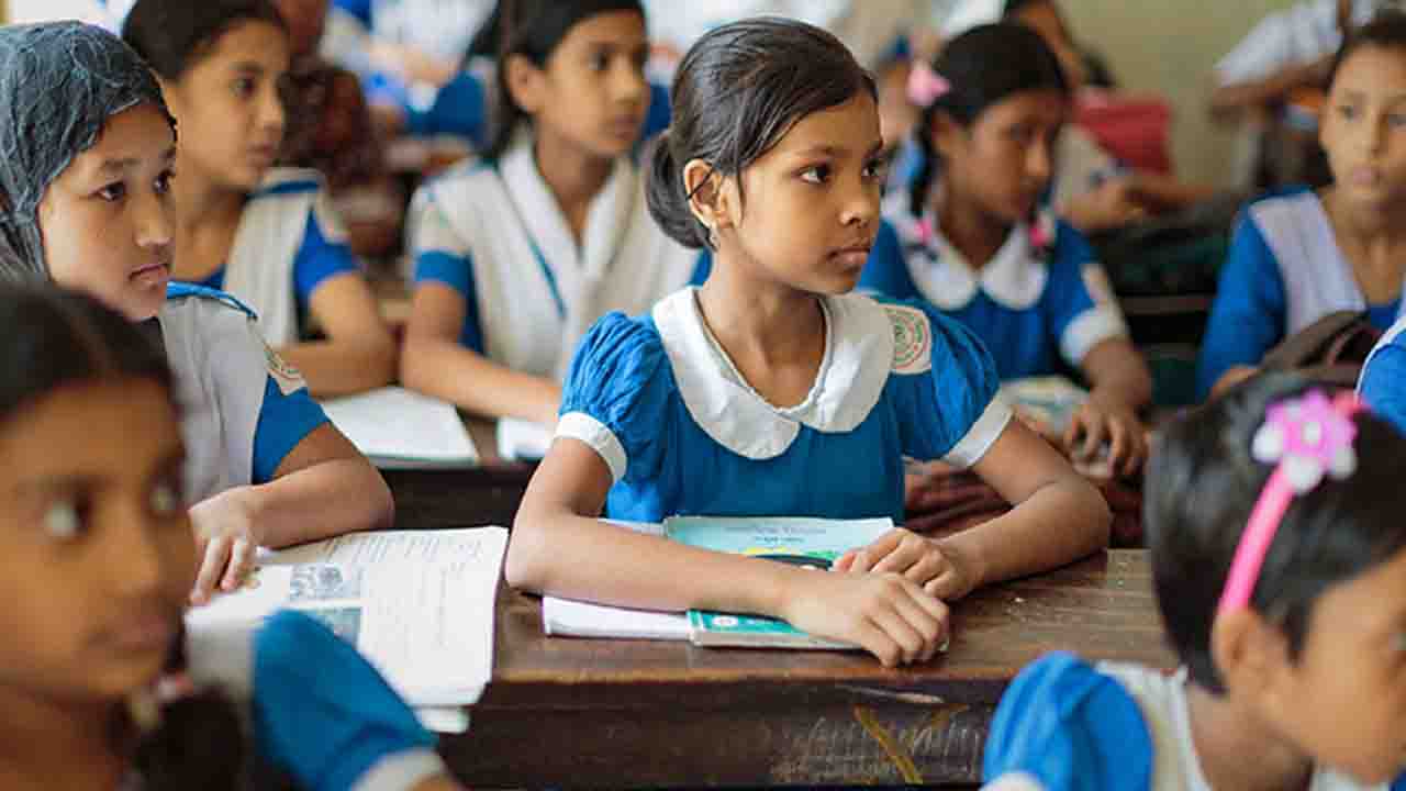 টানা ৫ দিনের ছুটিতে যাচ্ছে দেশের সব শিক্ষাপ্রতিষ্ঠান