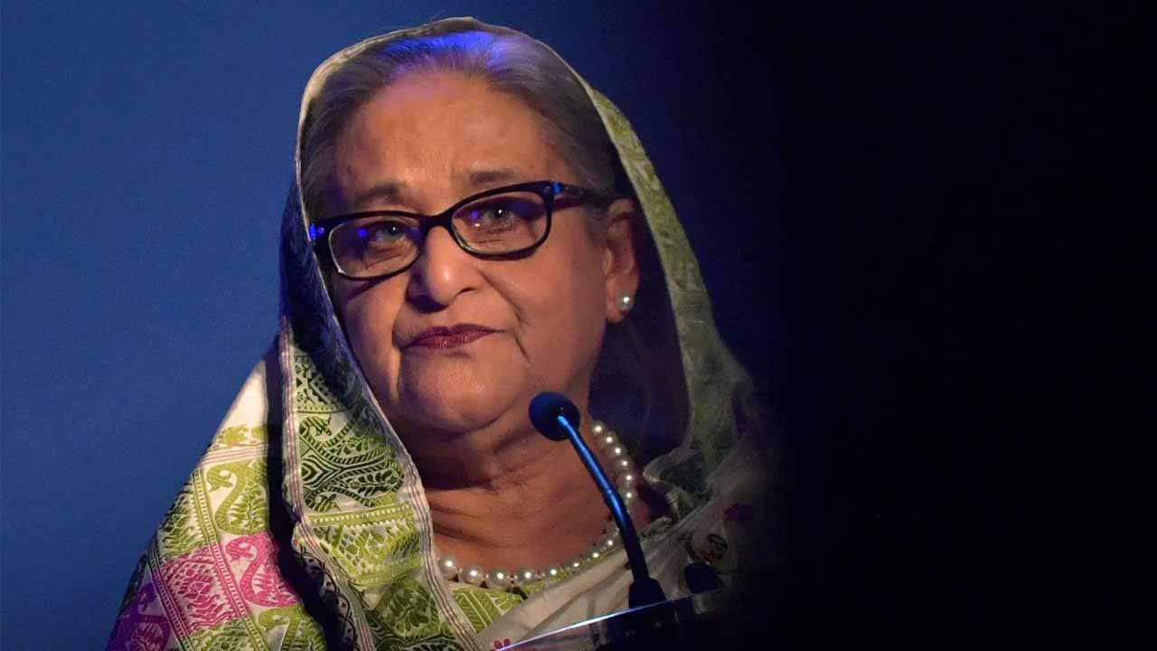ভারতে অবস্থানরত হাসিনাসহ ১৭ জনের দেশত্যাগে নিষেধাজ্ঞা
