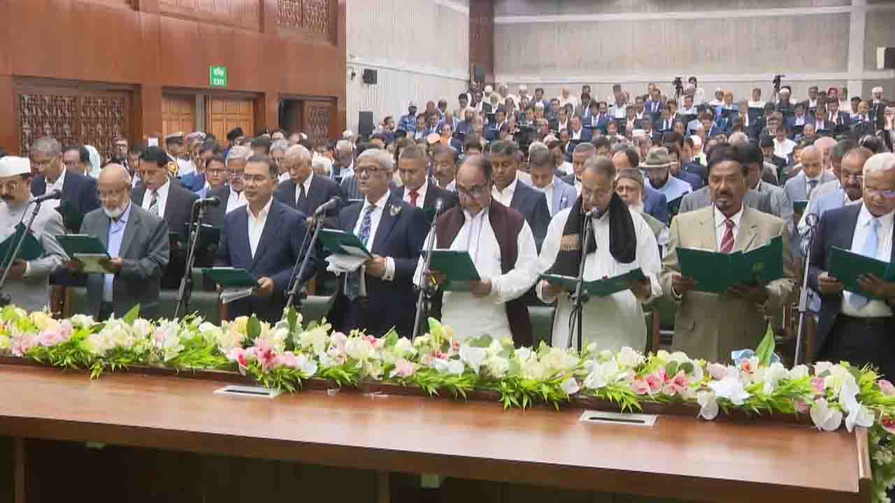 সংবিধান সংস্কার পরিষদের শপথ নেননি বিএনপির এমপিরা