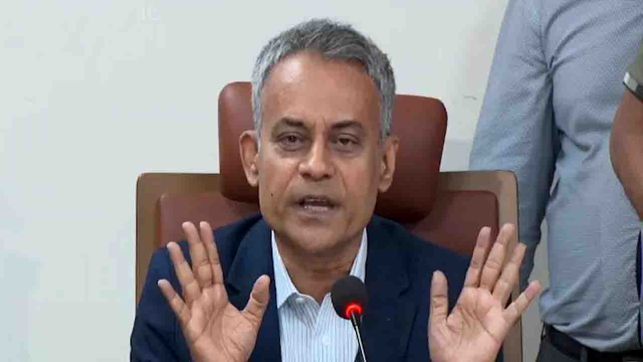 ‘সড়কে সমঝোতার ভিত্তিতে টাকা নেওয়া চাঁদা নয়, বাধ্য করা হলে চাঁদা’