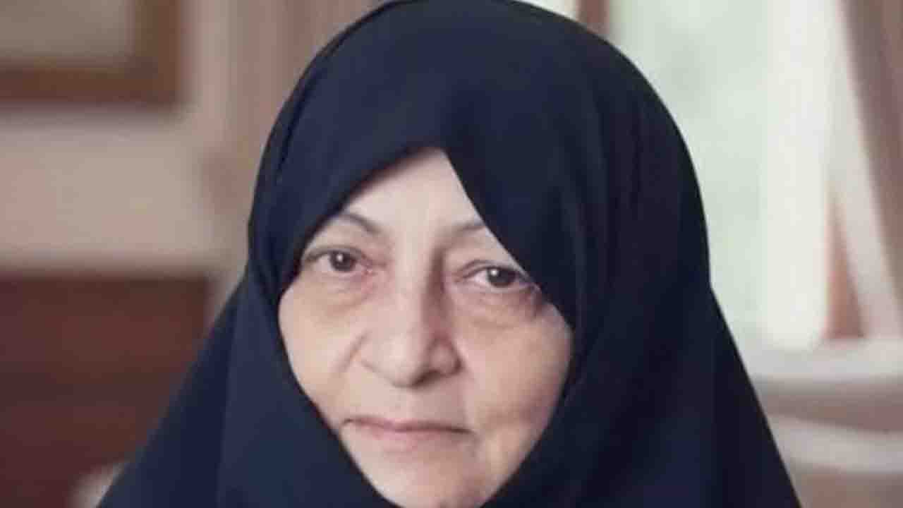 আলী খামেনির স্ত্রী বেঁচে আছেন জানাল ইরানি গণমাধ্যম