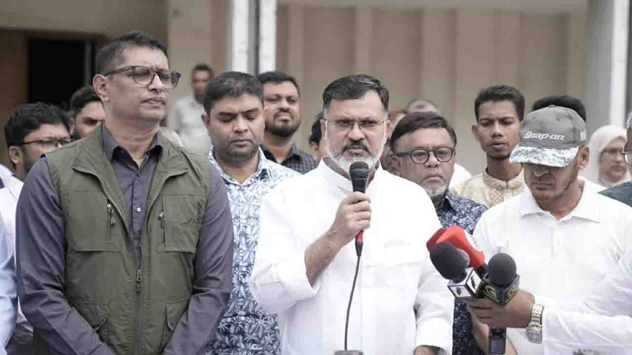 ৫৩৬ শিক্ষাপ্রতিষ্ঠানে ডিএনসিসির মশক নিধন অভিযান শুরু