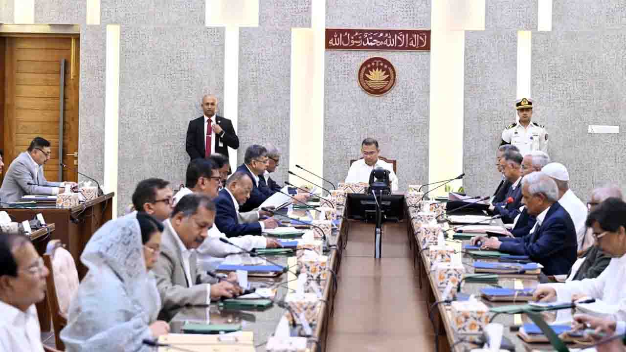১০ হাজার টাকা পর্যন্ত কৃষি ঋণ মওকুফ করছে সরকার