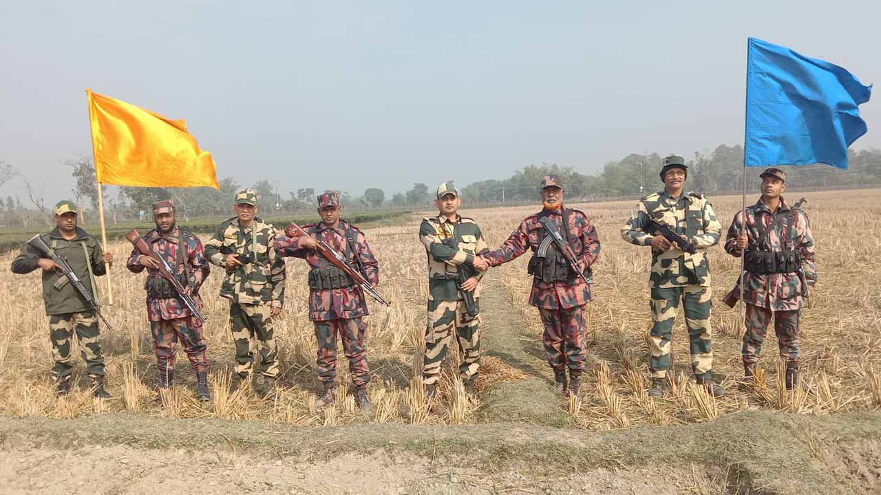 আটোয়ারী সীমান্তে বিজিবি-বিএসএফের সৌজন্য সাক্ষাৎ