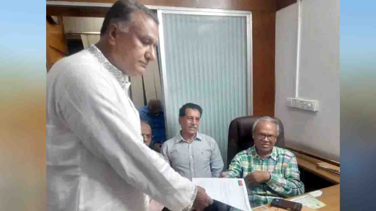ফুলবাড়ী উপজেলা বিএনপির সভাপতির পদ ফিরে পেলেন খুরশিদ আলম