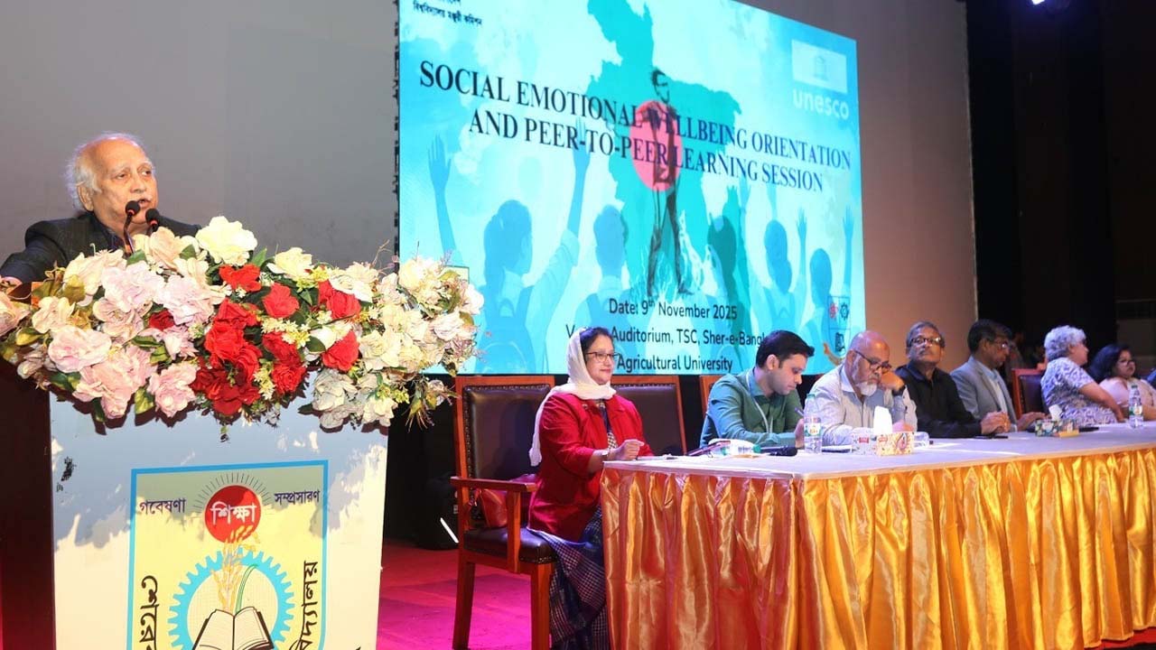 শিক্ষার্থীদের সক্ষমতা বাড়ানোর আহ্বান ইউজিসি চেয়ারম্যানের