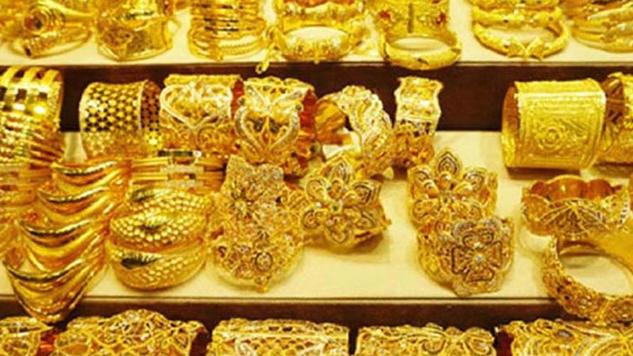 দেশে কত দামে স্বর্ণ ও রুপা বিক্রি হচ্ছে
