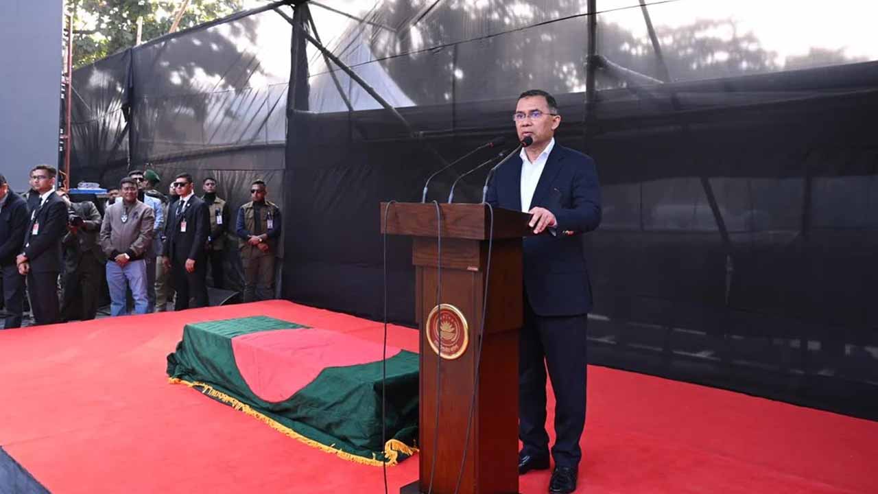 মায়ের জানাজায় দেশবাসীর উদ্দেশে যা বললেন তারেক রহমান