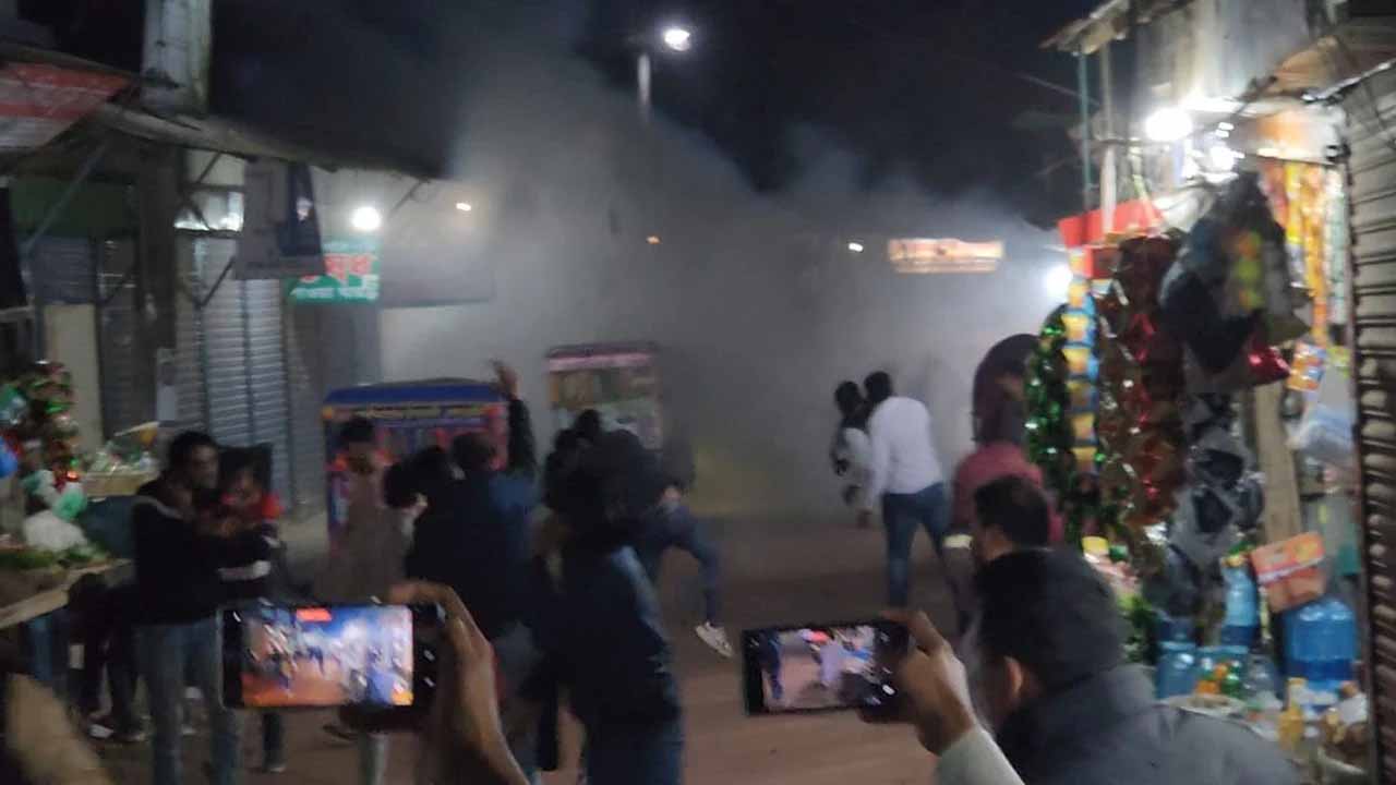 শরীয়তপুরে ছাত্রদল ও এনসিপি সংঘর্ষ, আহত ১০
