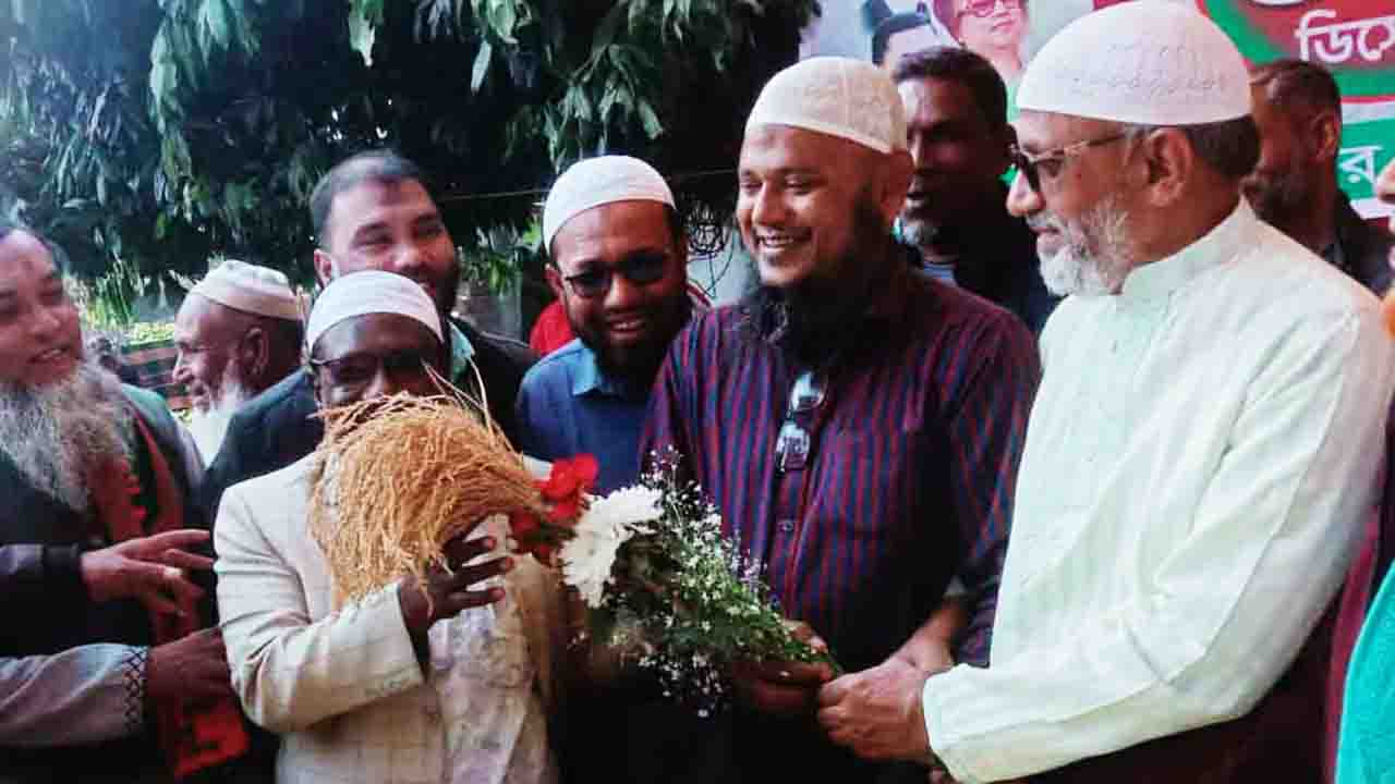 জামায়াতের সাবেক সভাপতি বিএনপিতে যোগদান
