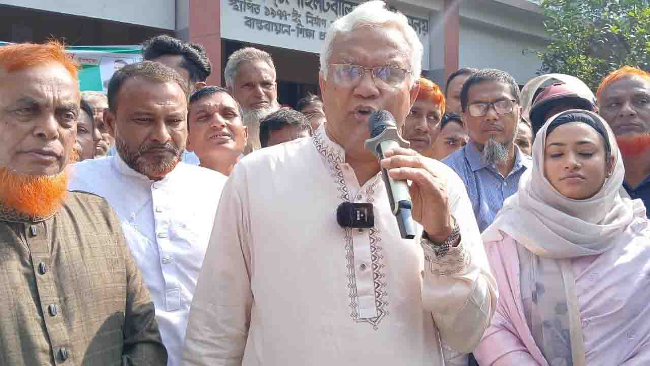 কথায় নয় কাজে বিশ্বাস করে বিএনপি: ডা. জাহিদ