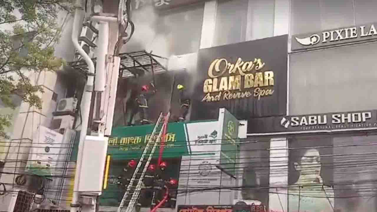 মিরপুরে বহুতল ভবনে আগুন, নিয়ন্ত্রণে ৫ ইউনিট