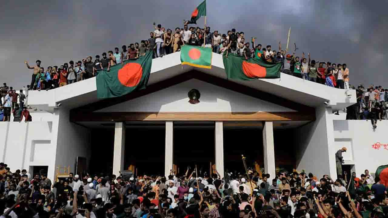 শহীদদের যথাযথ ক্ষতিপূরণ দেওয়ার নির্দেশ ট্রাইব্যুনালের