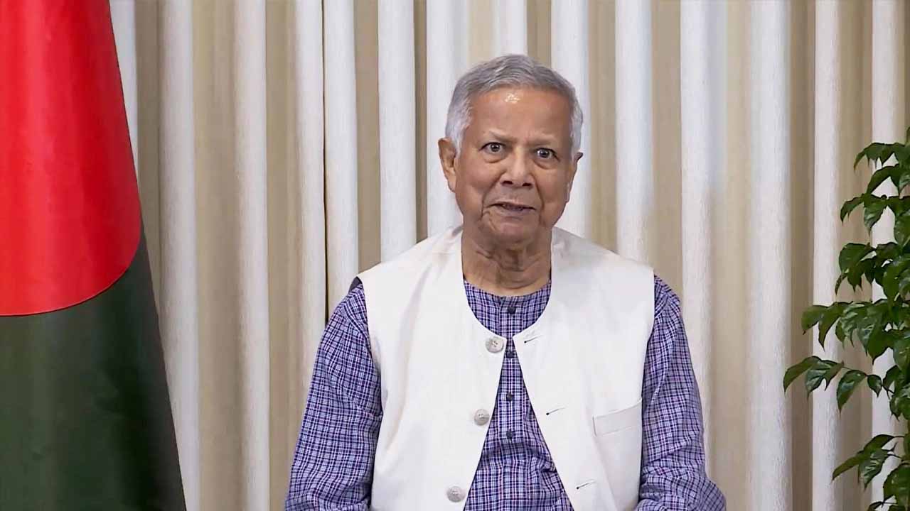 ভোট কেন্দ্রগুলো সিসি ক্যামেরার আওতাধীন আনা হবে: প্রধান উপদেষ্টা