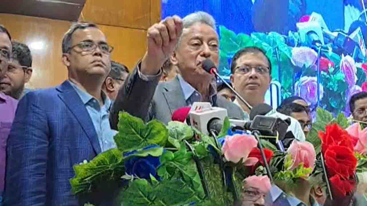 বিএনপি ক্ষমতায় গেলে বিনামূল্যে প্রাথমিক চিকিৎসাসেবা চালু করবে: আমীর খসরু