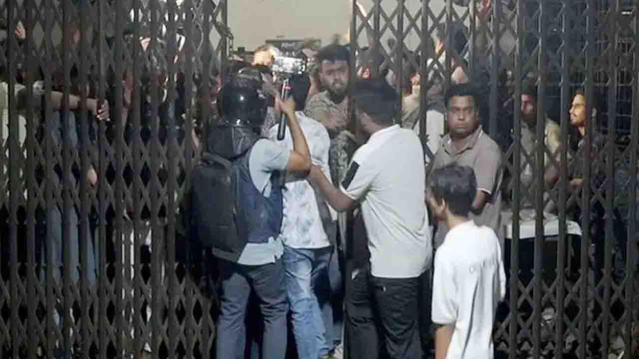 তেজগাঁও পলিটেকনিকে ছাত্রদল-শিবির সংঘর্ষ, আহত ৯