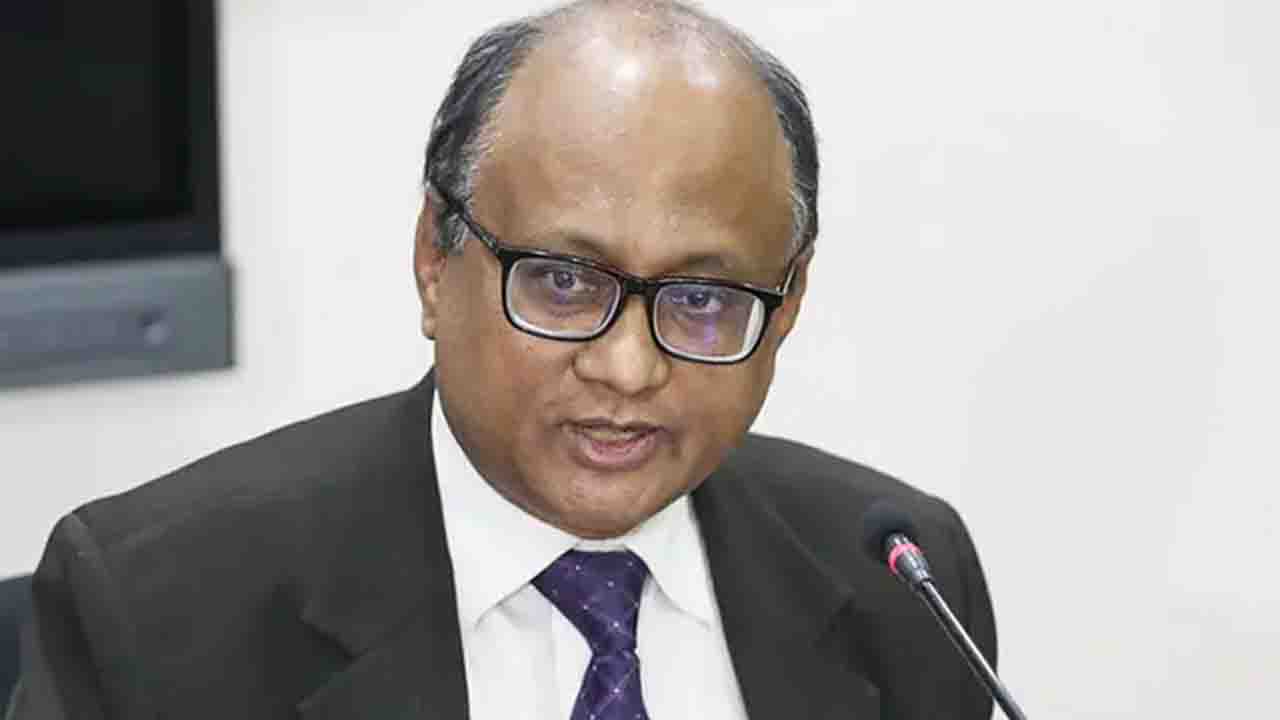 ‘সৎ ও যোগ্য ব্যক্তিকে নির্বাচিত করলেই দুর্নীতি কমবে’: দুদক চেয়ারম্যান