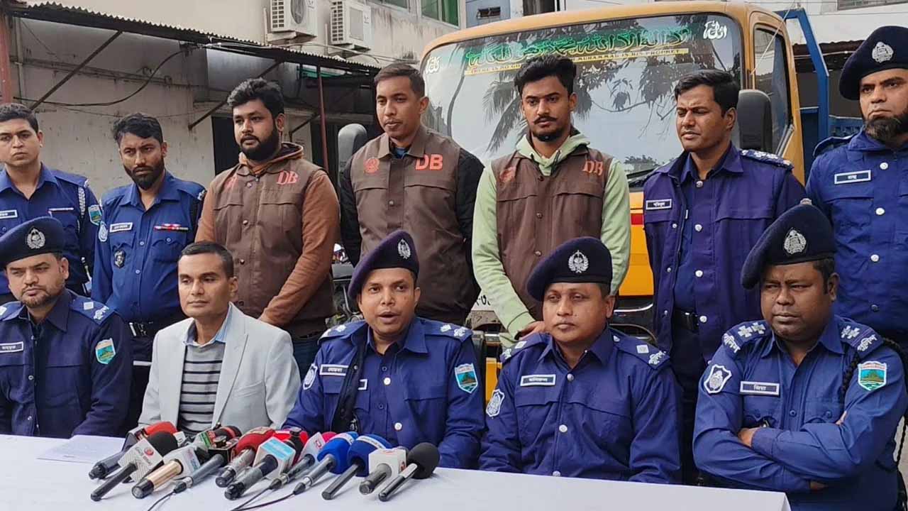 বগুড়ায় ডাকাত চক্রের দুই সদস্য গ্রেপ্তার