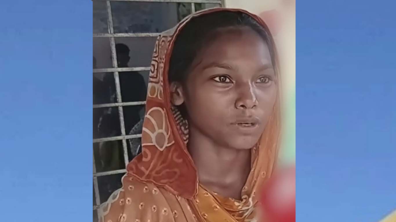বিরলে কড়া সম্প্রদায়ের দ্বিতীয় নারী হিসেবে এসএসসিতে সাফল্য পেল পূজা