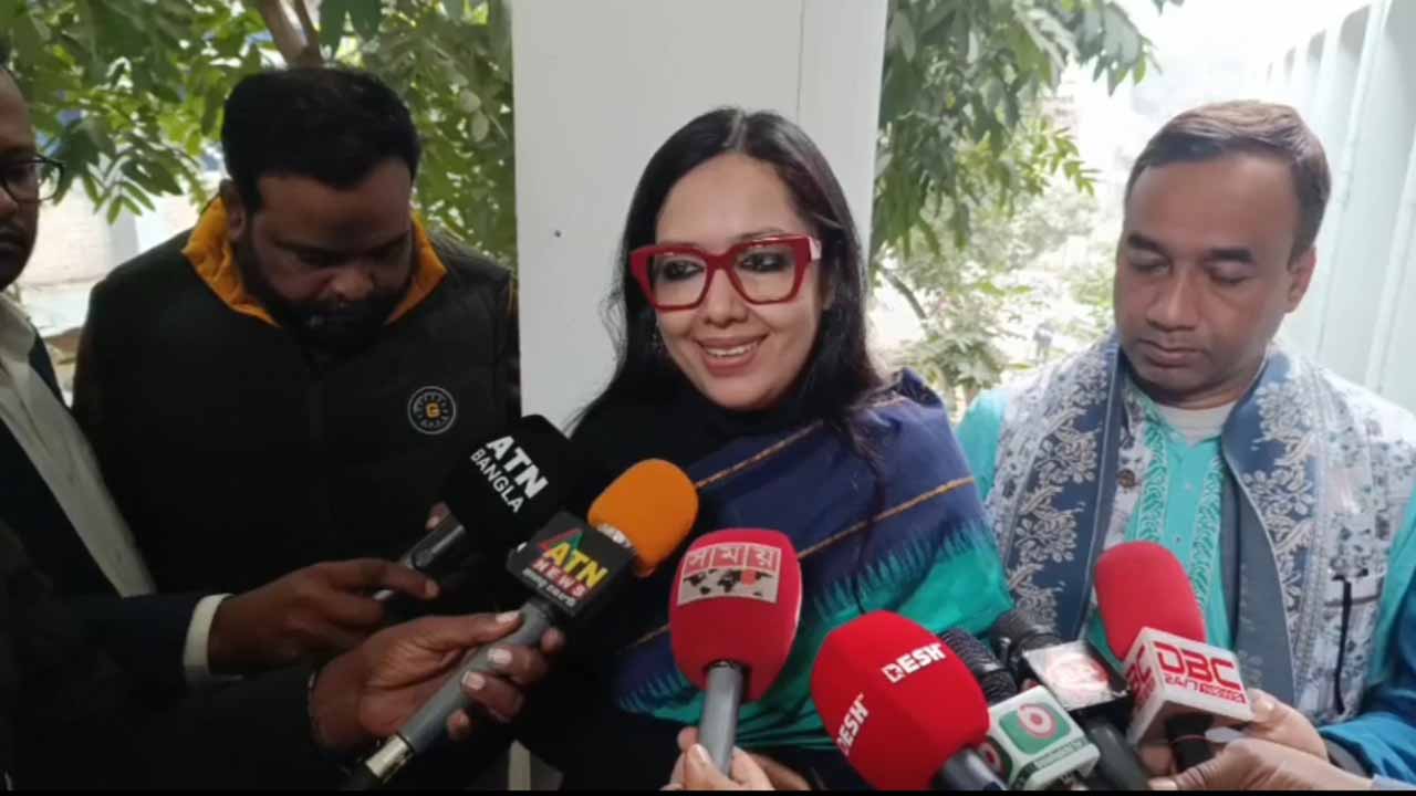 ‘দলের প্রতি কোনো ক্ষোভ নেই’: স্বতন্ত্র প্রার্থী হয়ে যা বললেন রুমিন ফারহানা