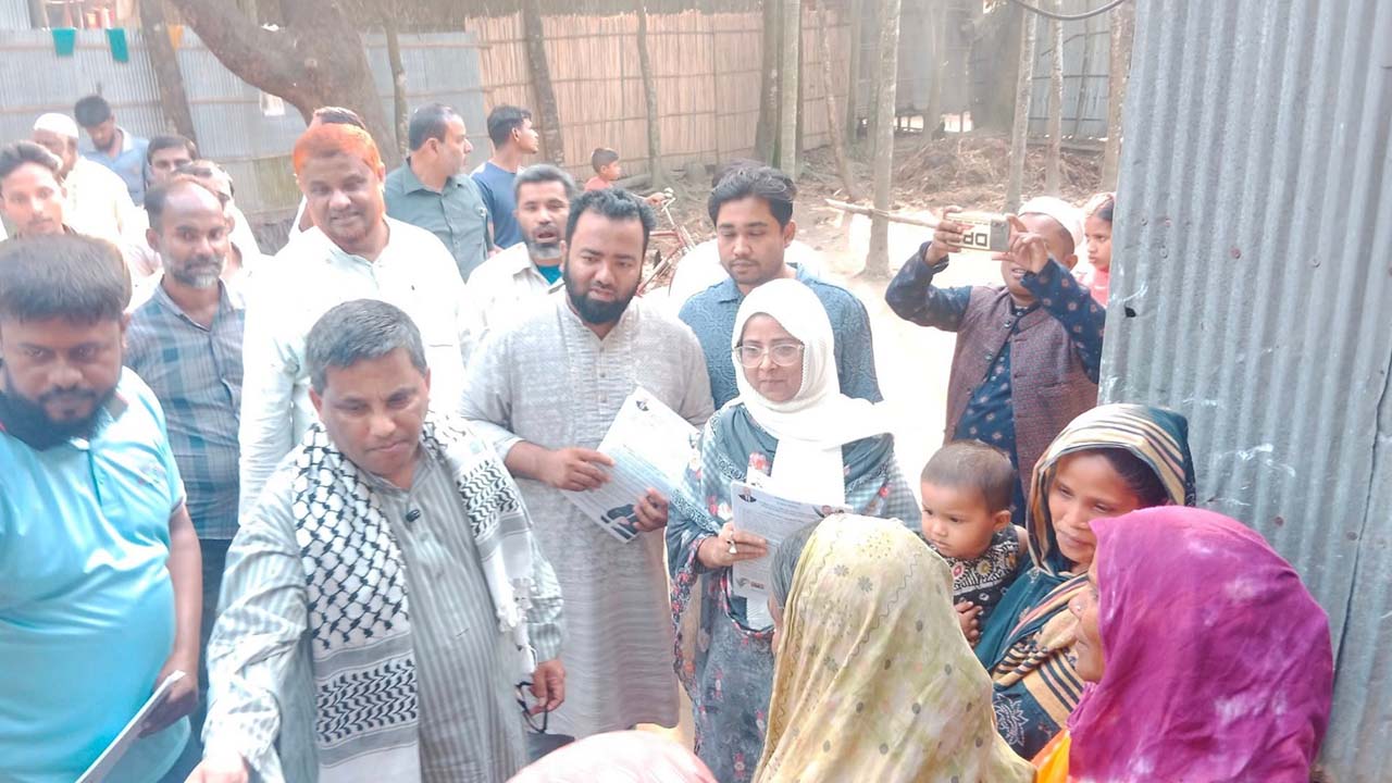 আটোয়ারীতে বিএনপি‍‍র ‍ঘরে ঘরে জনে জনে‍‍`কর্মসূচিতে ব্যাপক সাড়া